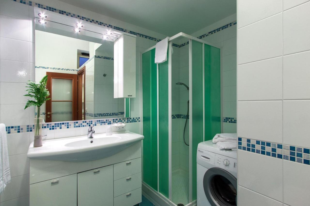 Comfy Apt 4 Sleeps Right In The Centre Sorrento Exterior photo